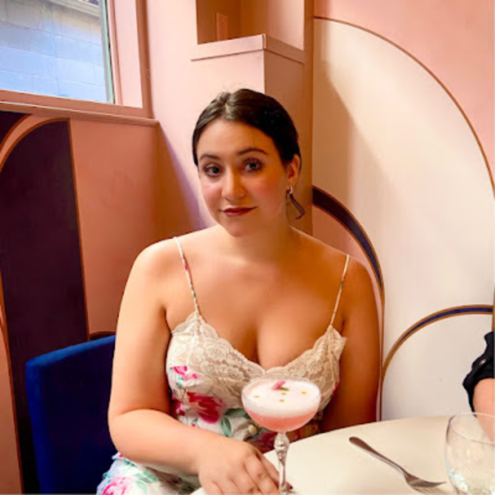 Meet your Posher, Elizabeth